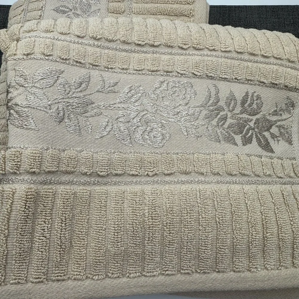 Vintage Decorative Hand Guest Towel Embroidered Decorated Border Ribbed European
